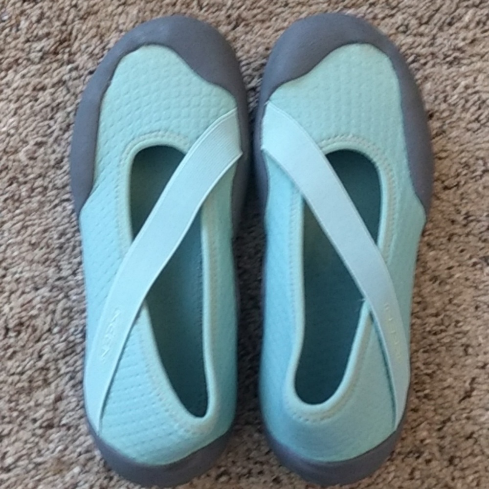 KEEN Roatan light blue water shoes